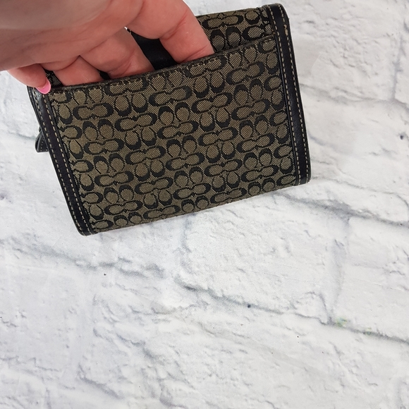 COACH Alexandra Signature Canvas Purse & Wallet - Picture 13 of 14